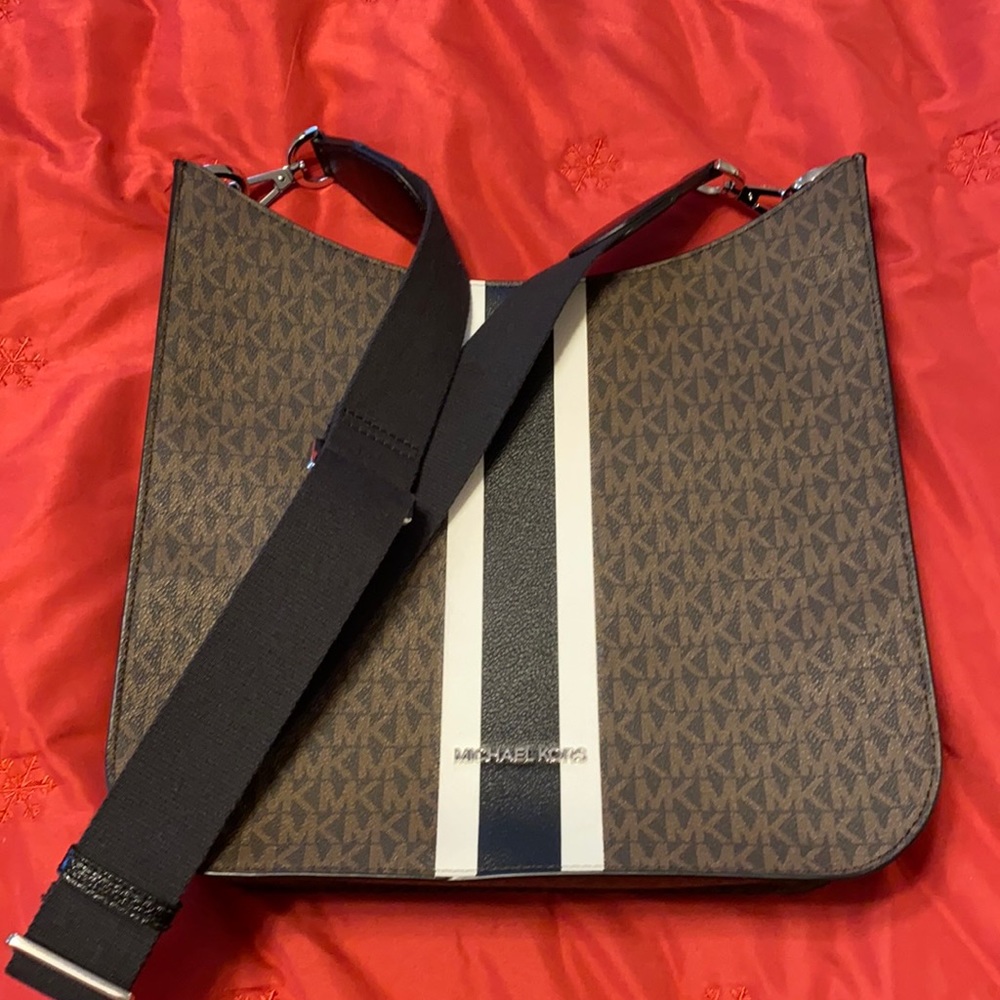 Michael Kors crossbody